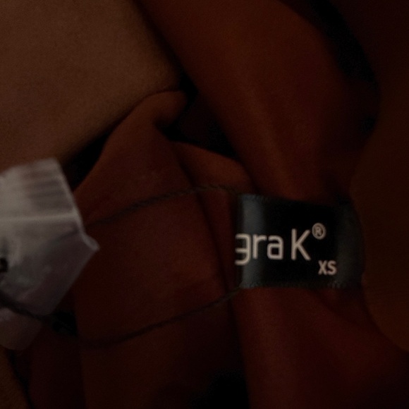 Allegra K Casual Faux Suede Pockets Stretch A-Line
Midi Skirt With Belt - Picture 8 of 8